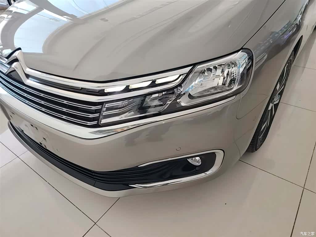 Citroen C6, 2018 24
