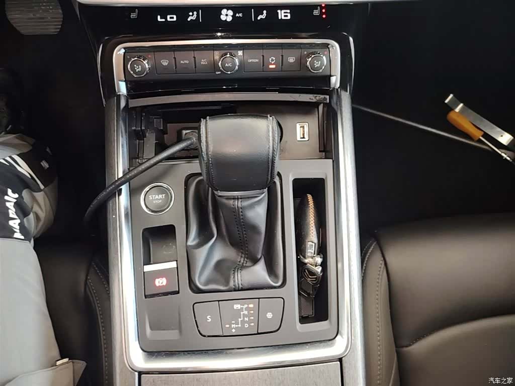 Citroen C6, 2018 14