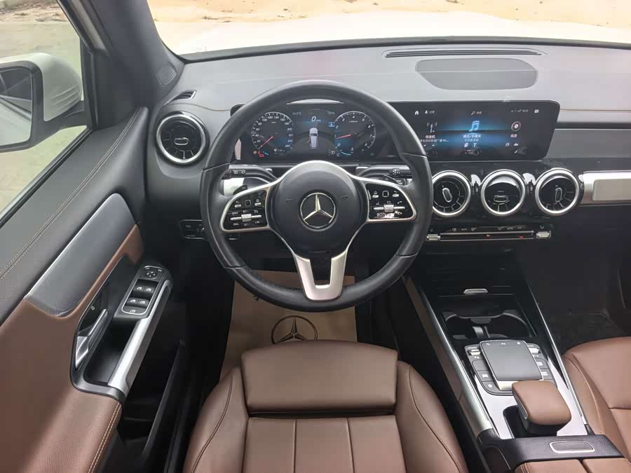 Mercedes-Benz GLB 2022, фото 13