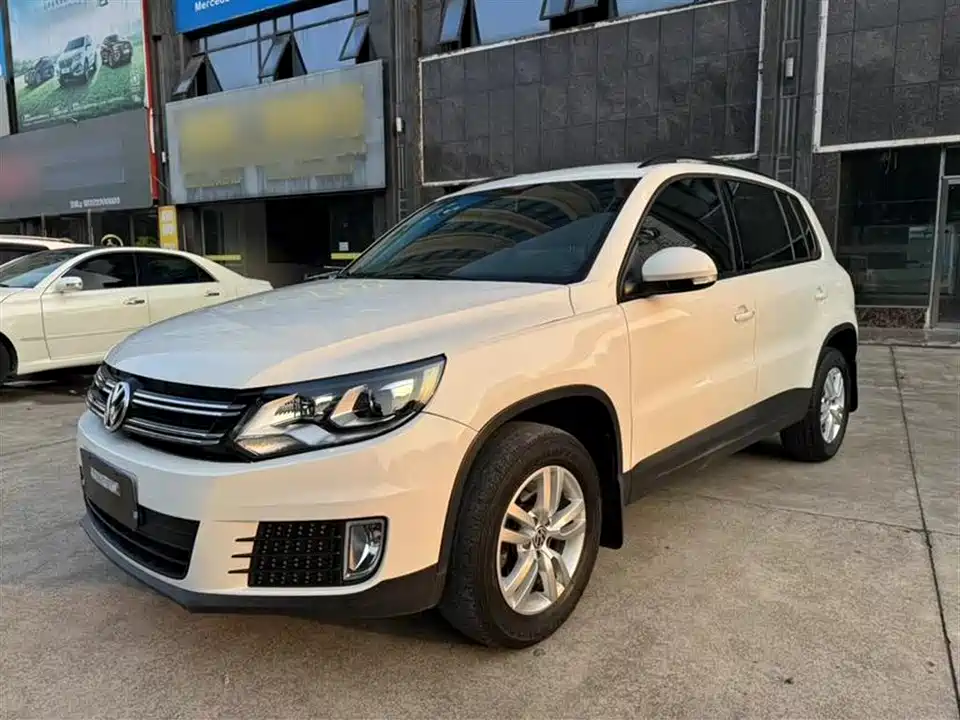 Volkswagen Tiguan Volkswagen Tiguan