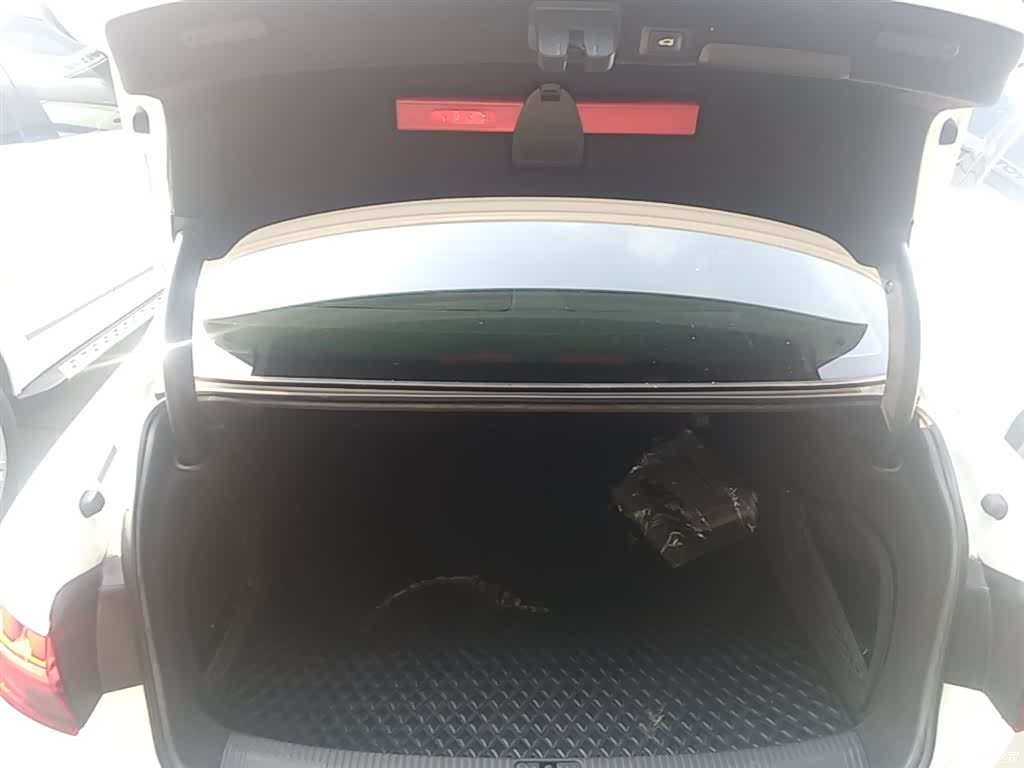 Audi A4L, 2020 19