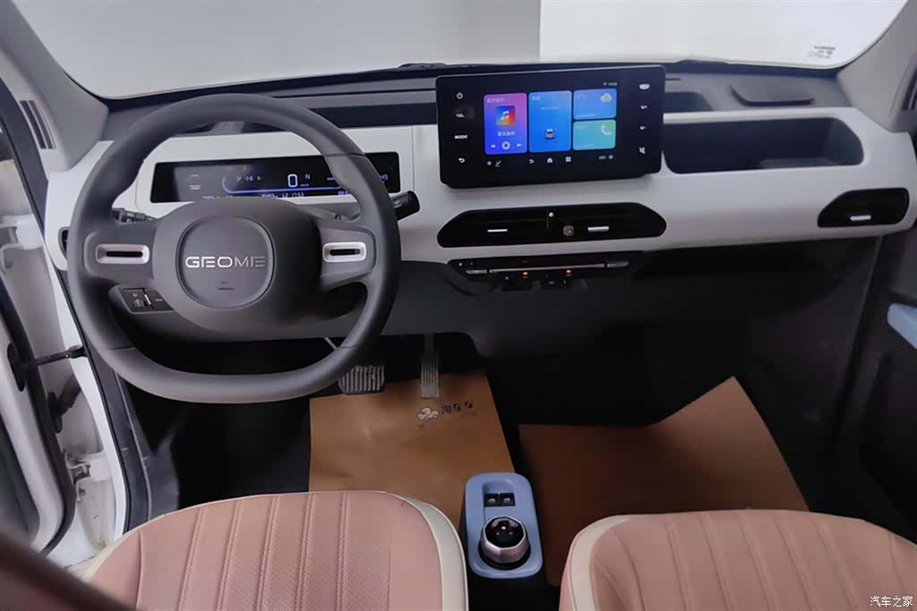 Geely Panda, 2025 12