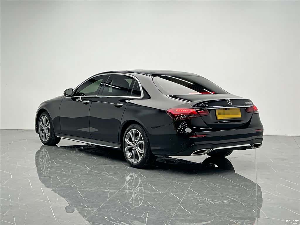 Mercedes-Benz E-Class, 2021 4