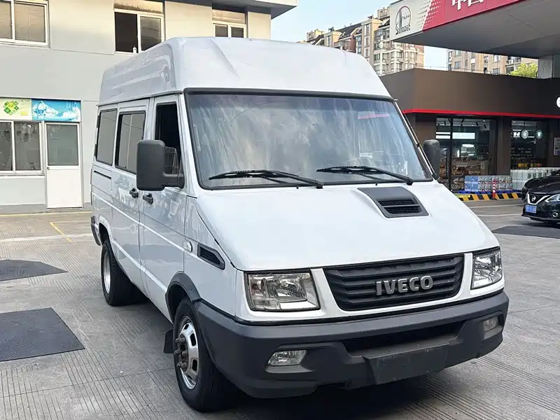 Iveco proud