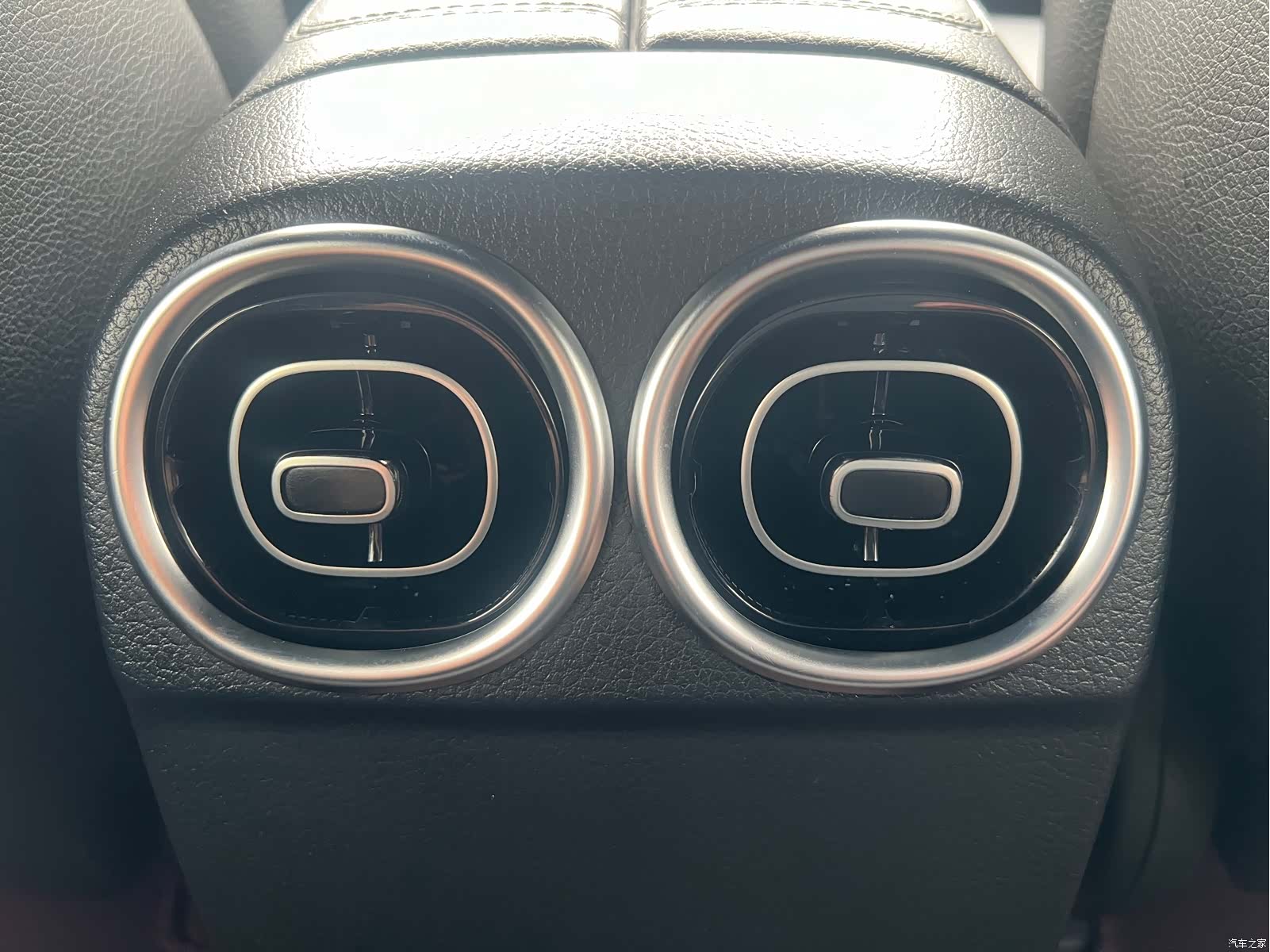 Mercedes-Benz C-Class, 2022 12