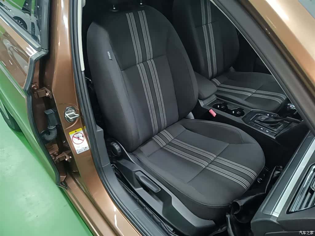 Volkswagen Lamando, 2017 25