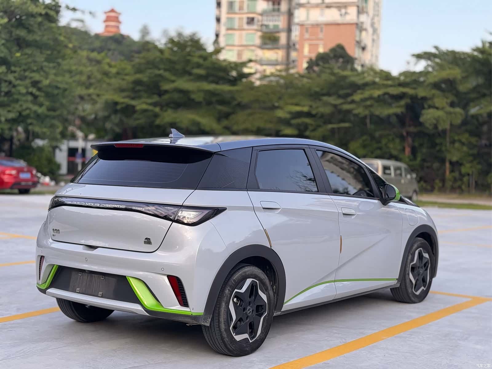 BYD Dolphin, 2022 19