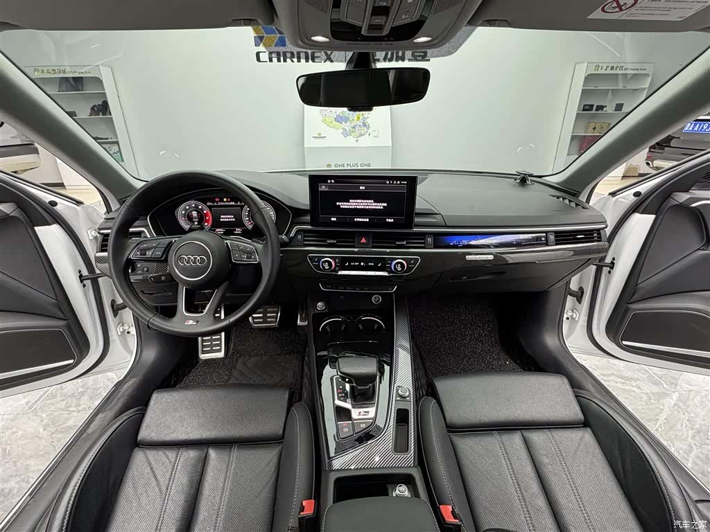 Audi A4L, 2020 9