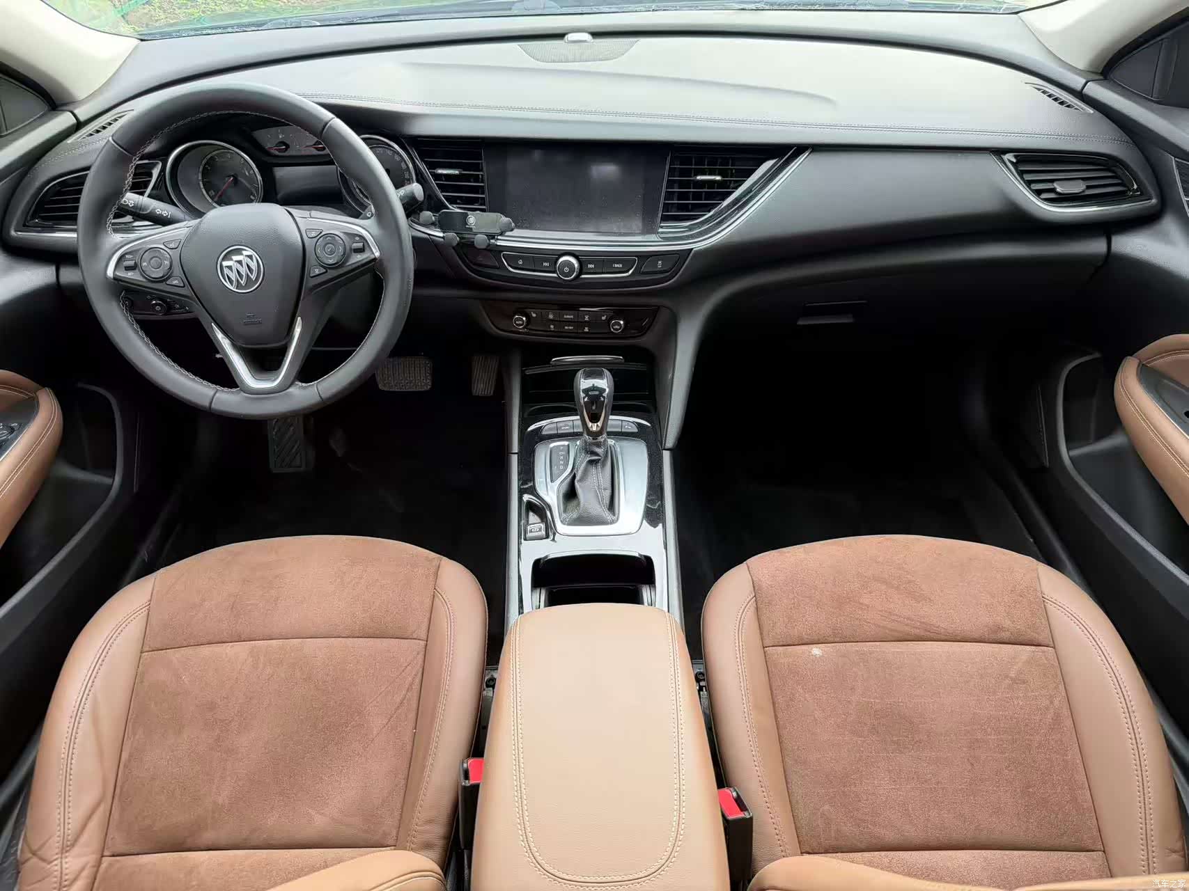 Buick Regal, 2019 10
