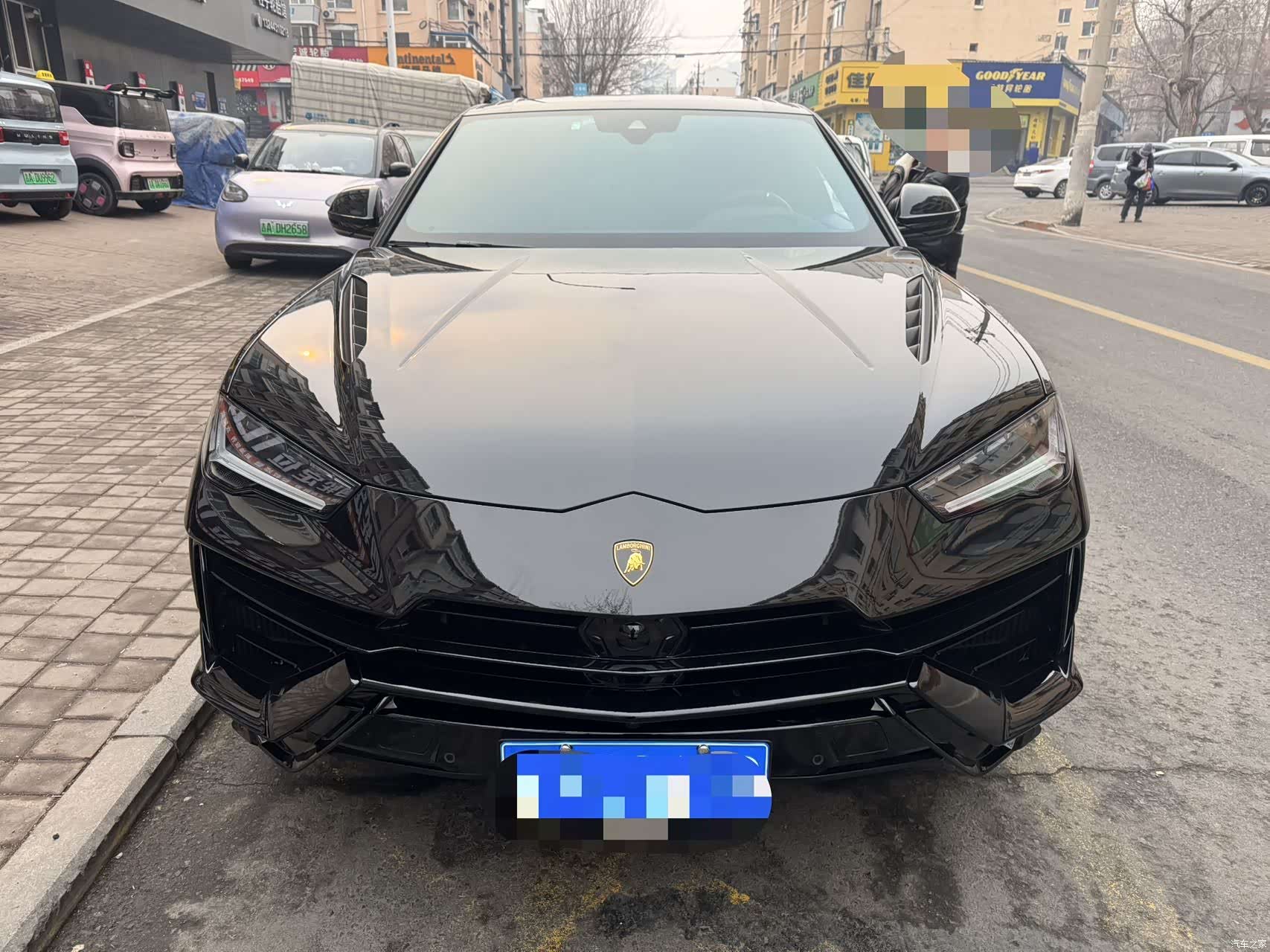 Lamborghini Urus, 2024 3