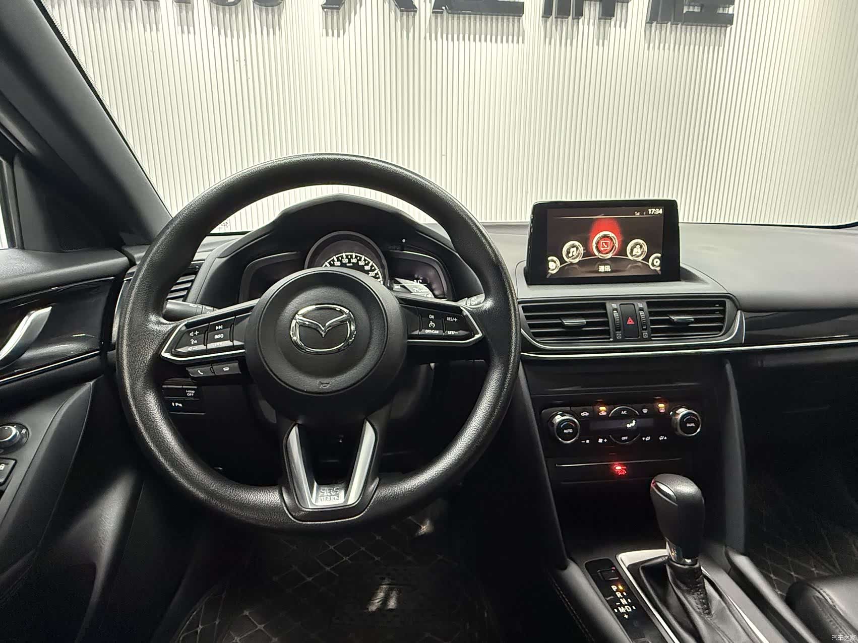 Mazda CX-4, 2023 16