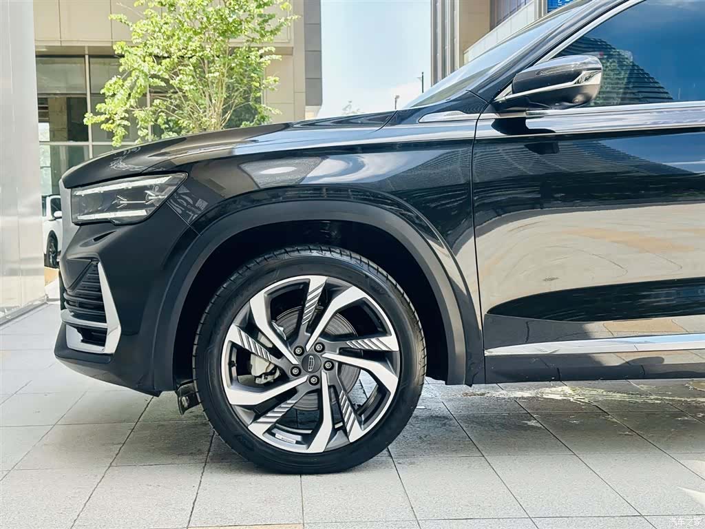 Geely Xingyue L, 2025 20
