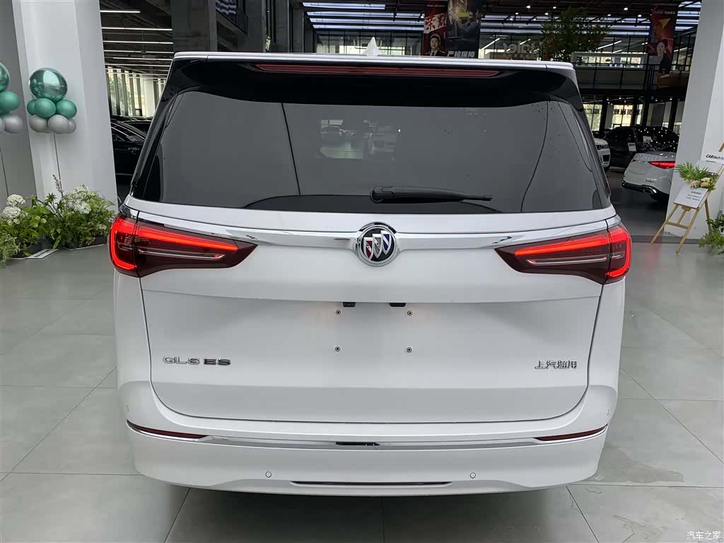 Buick GL8, 2023 3