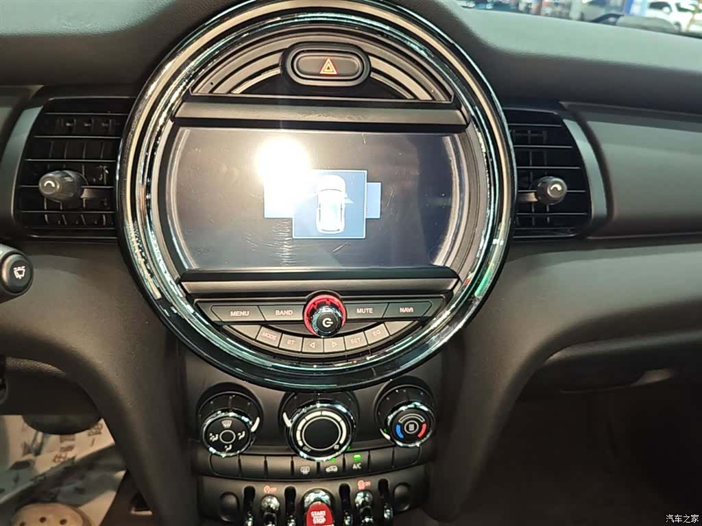 Mini ONE, 2016 13