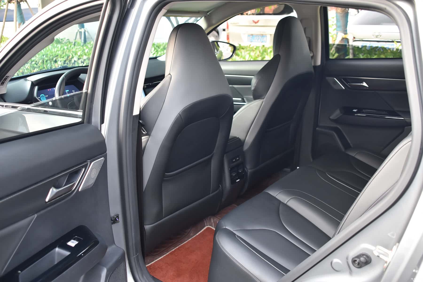 Xpeng G3i, 2021 10