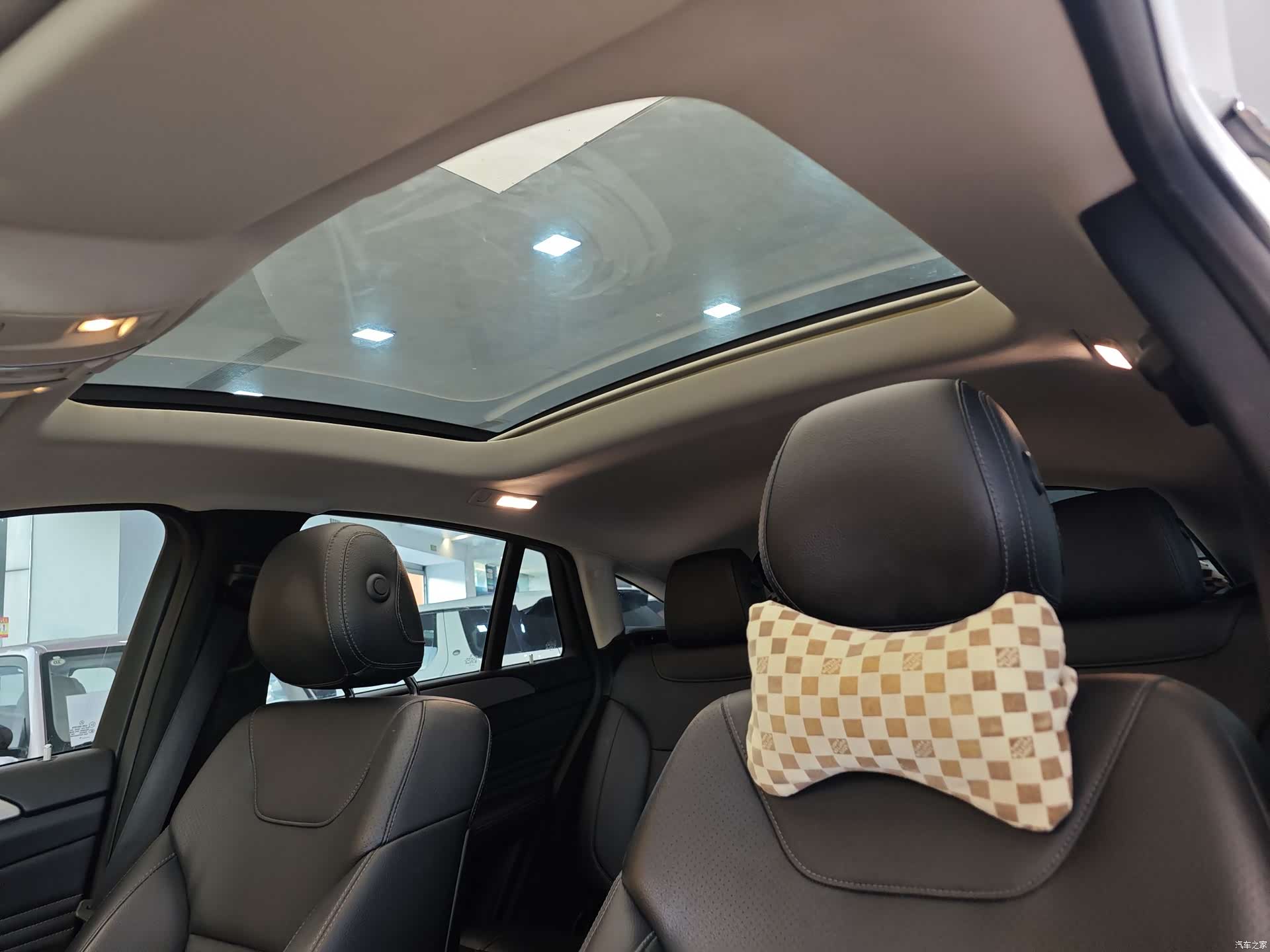 Mercedes-Benz GLE, 2016 14
