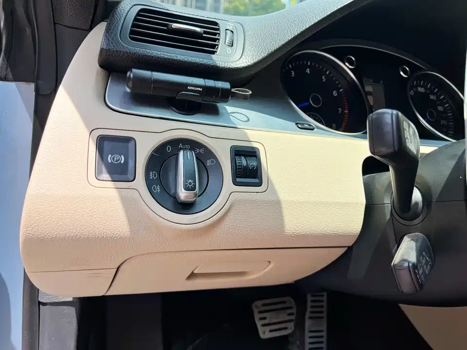 Volkswagen CC Volkswagen CC