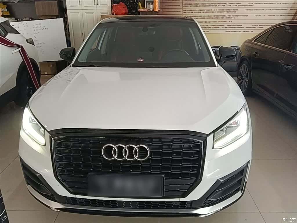 Audi Q2L, 2020 3