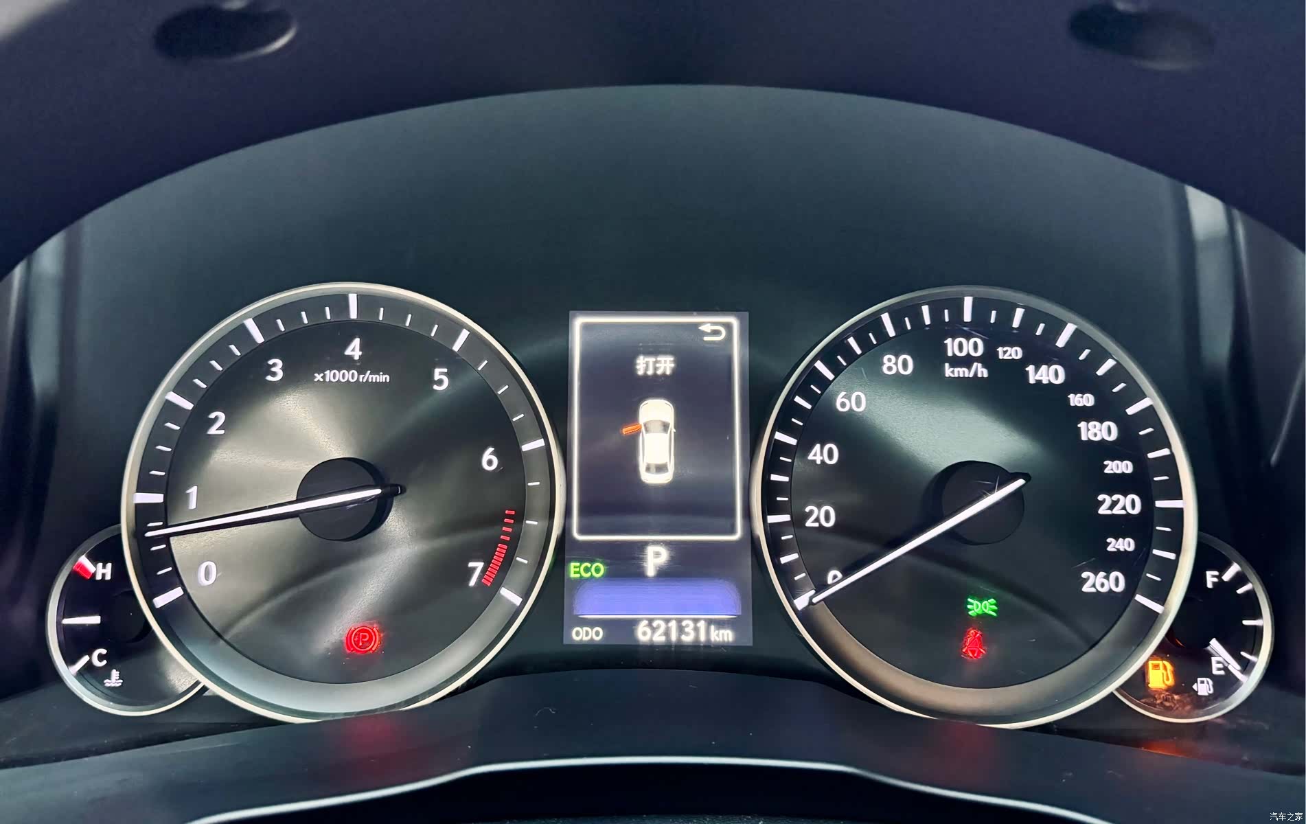 Lexus ES, 2017 22