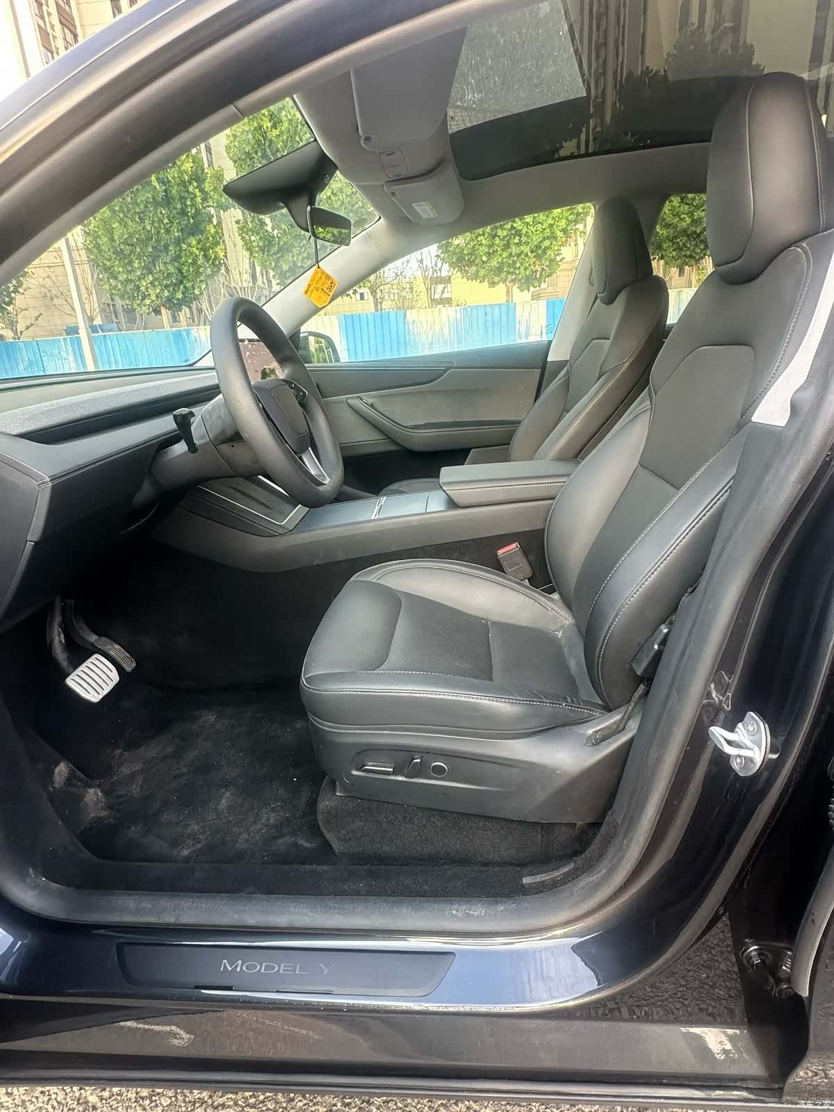 Tesla Model Y, 2025 6