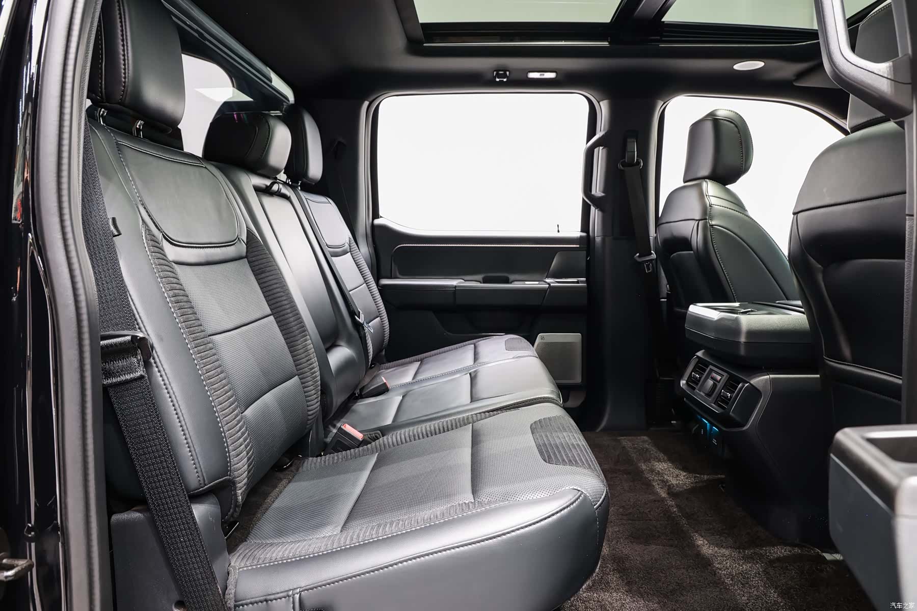 Ford F-150, 2024 11