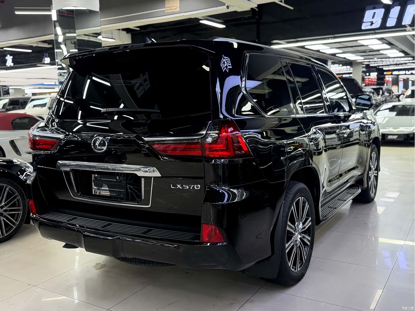 Lexus LX, 2019 15