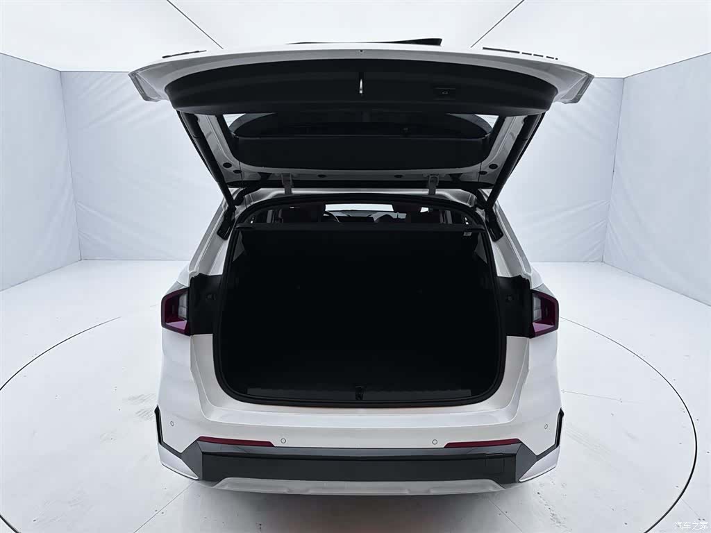 BMW X1, 2024 8