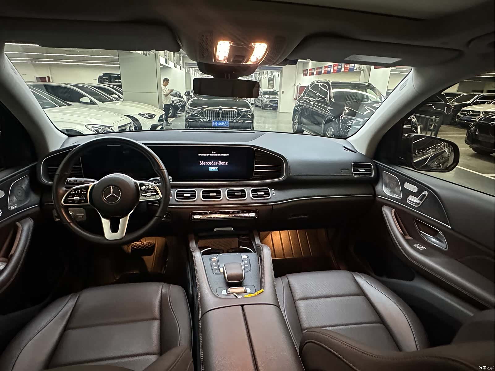Mercedes-Benz GLE, 2022 все фото