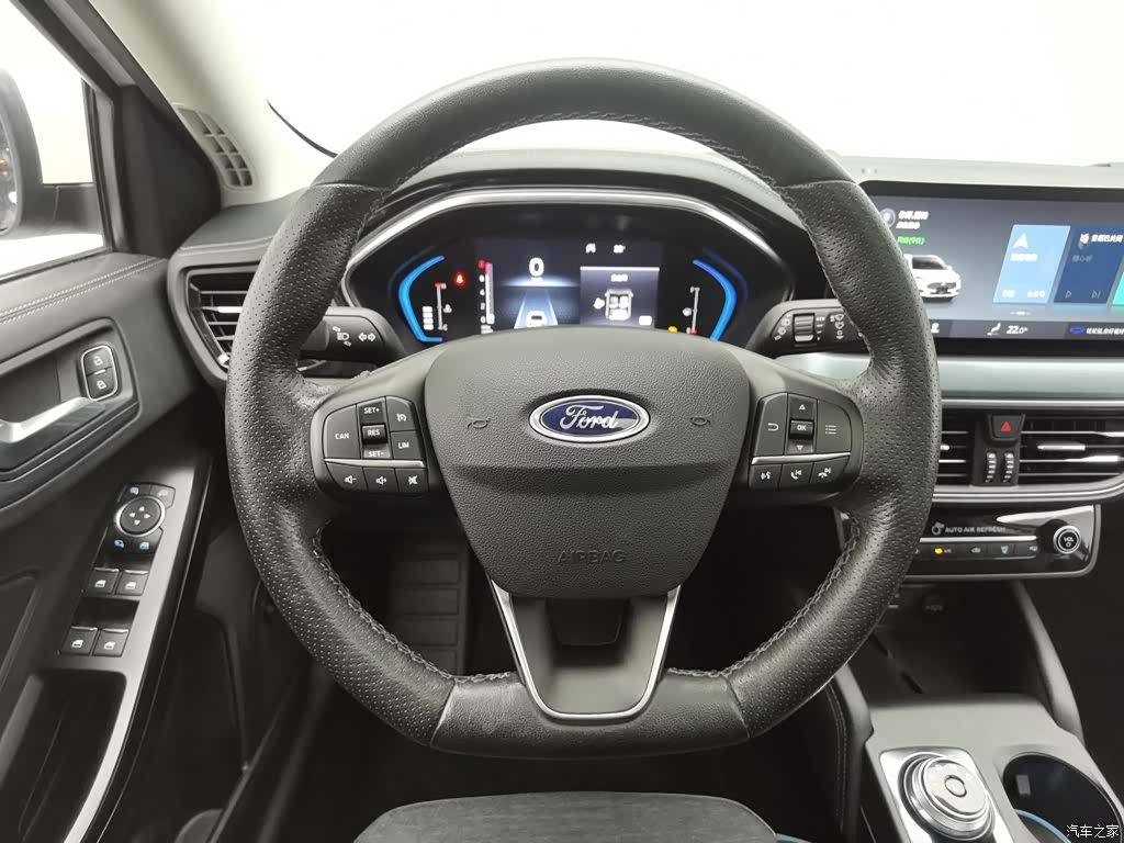 Ford Focus, 2021 11