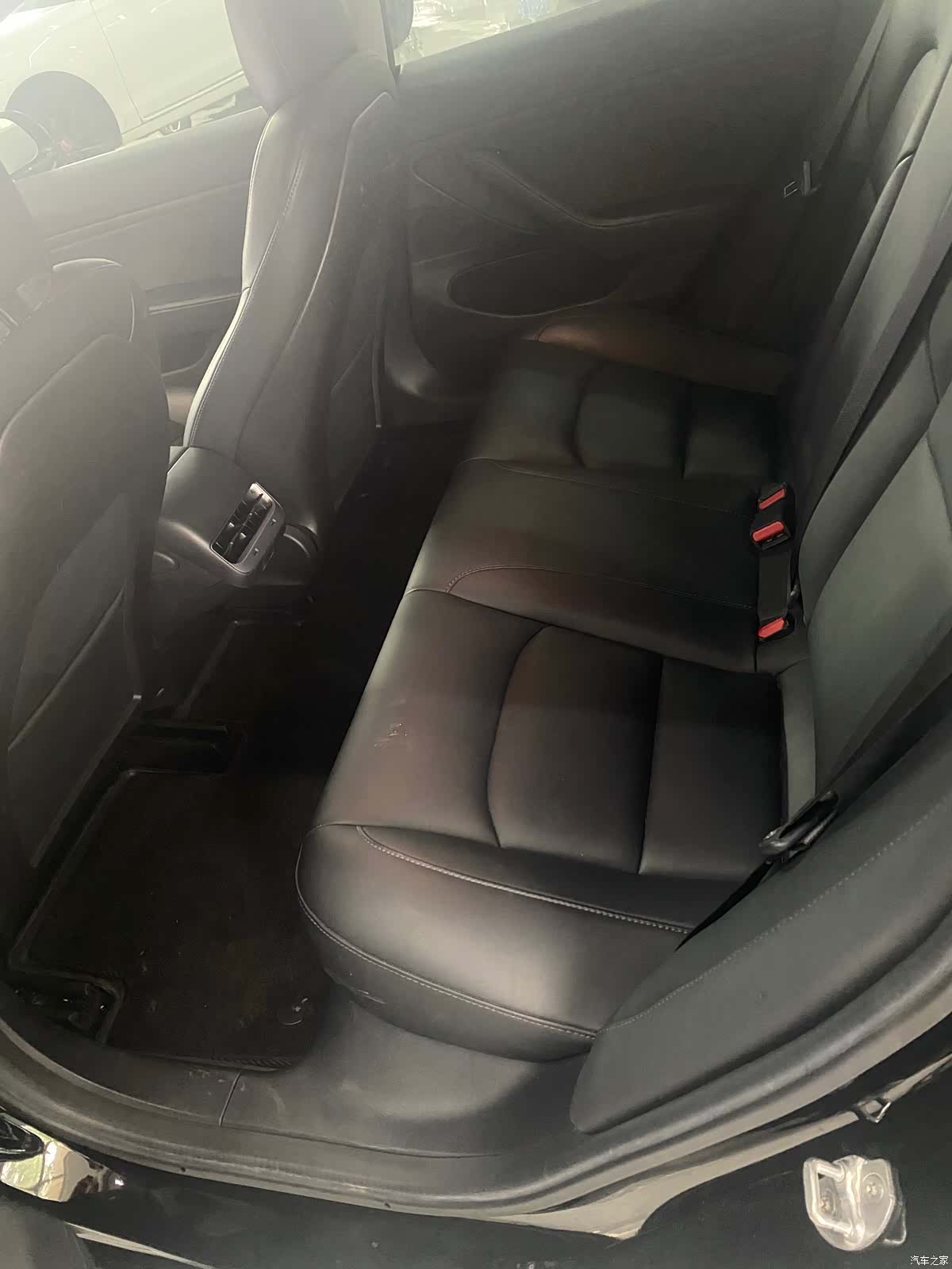 Tesla Model 3, 2019 6