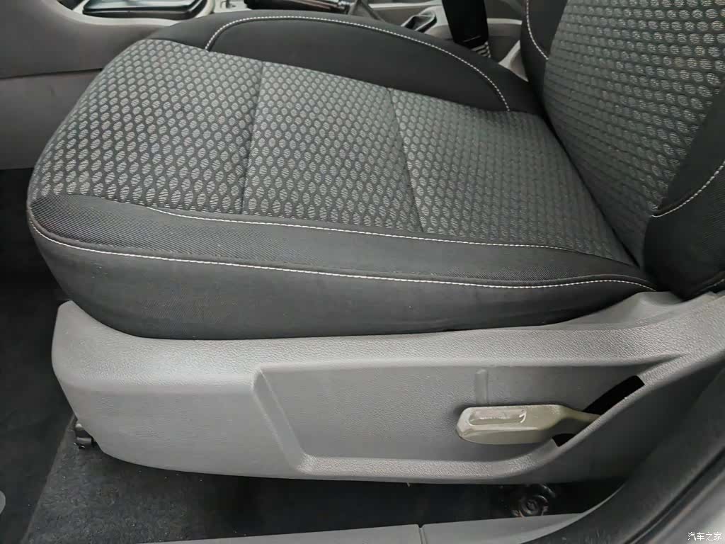 Ford Focus, 2014 20