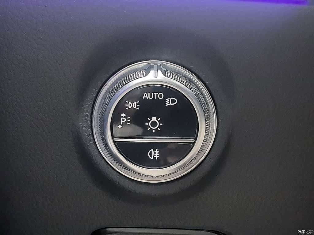 Mercedes-Benz C-Class, 2022 21