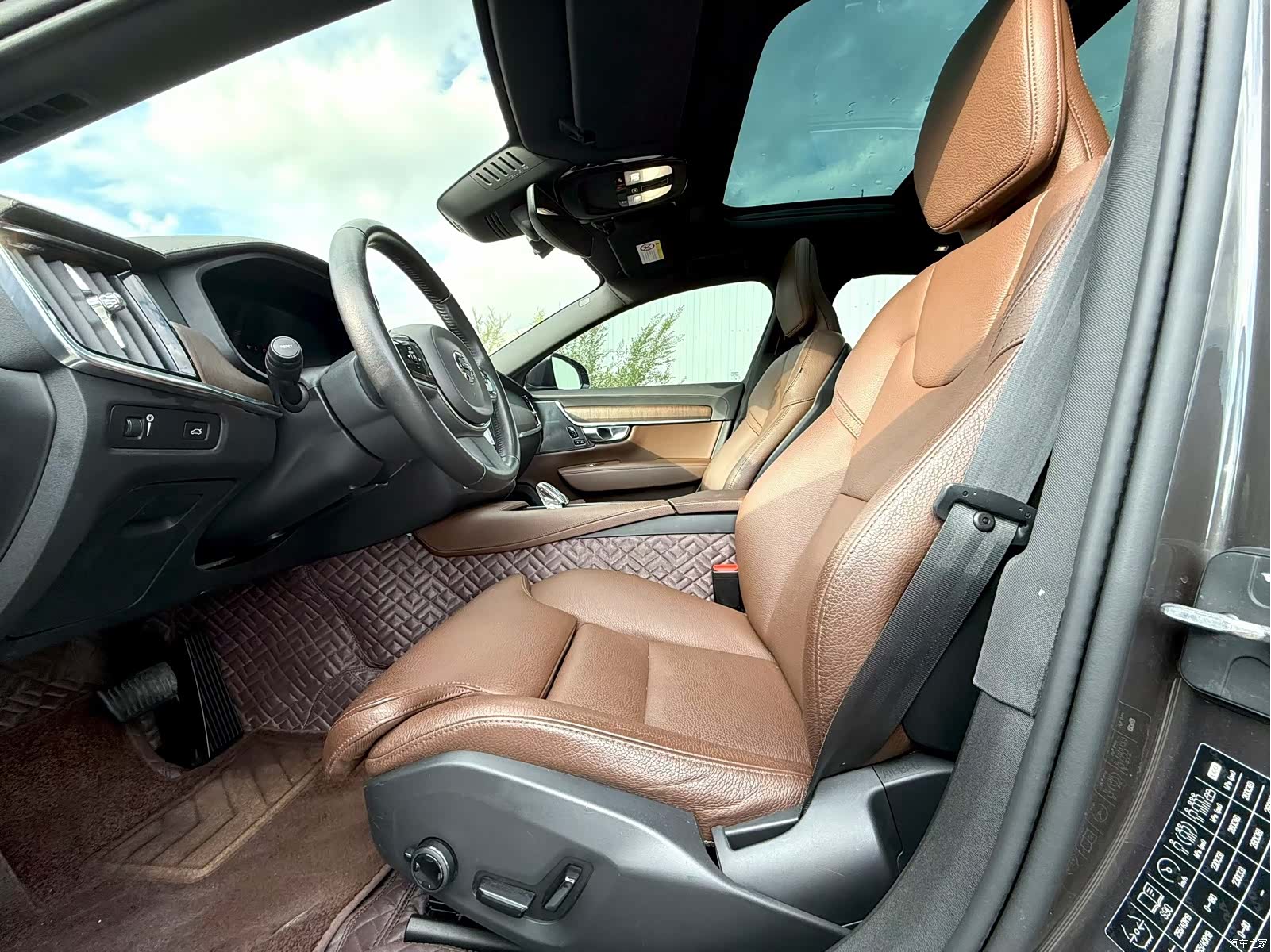 Volvo S90, 2022 4