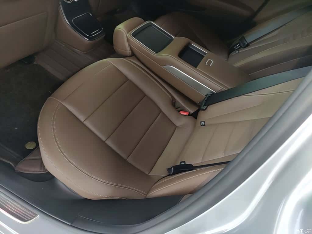 Mercedes-Benz E-Class, 2022 17