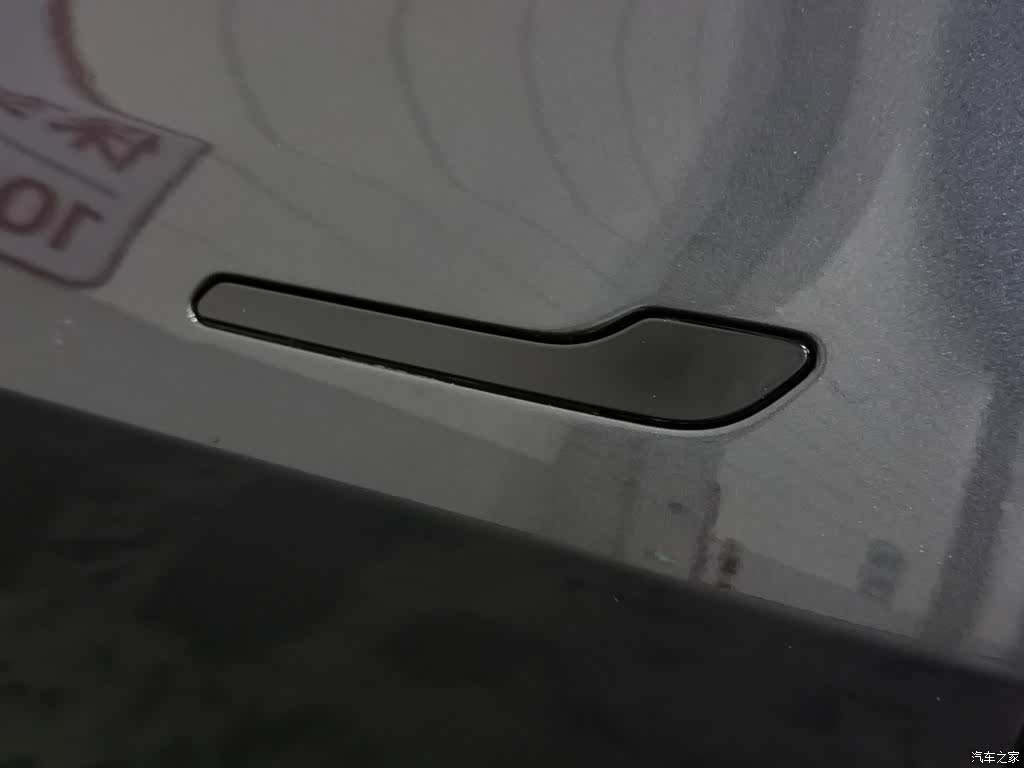 Tesla Model Y, 2024 18