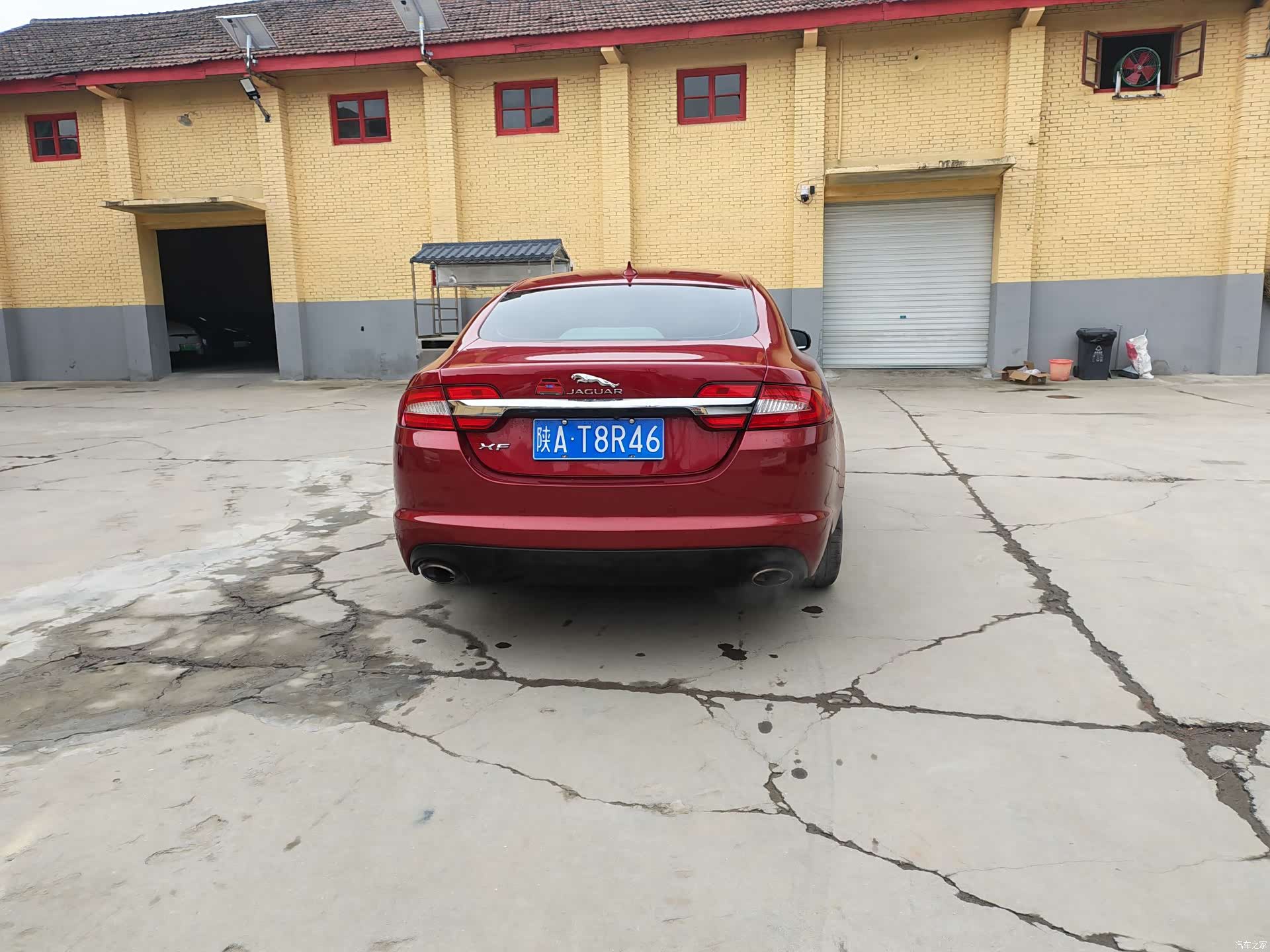 Jaguar XF, 2015 6