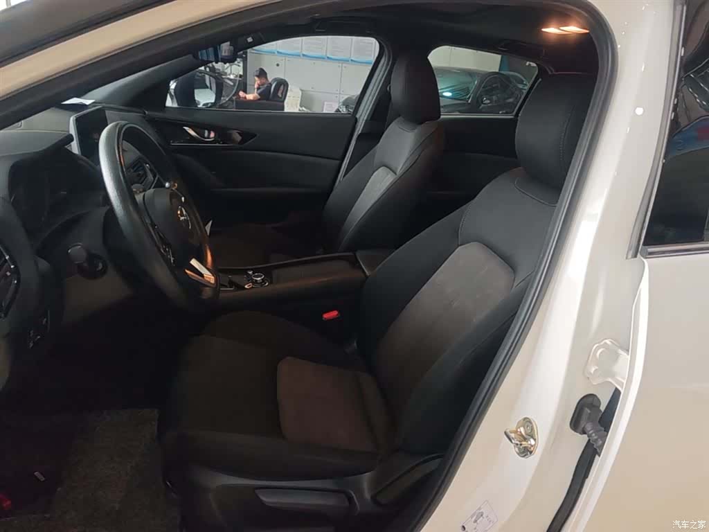Mazda CX-4, 2020 15