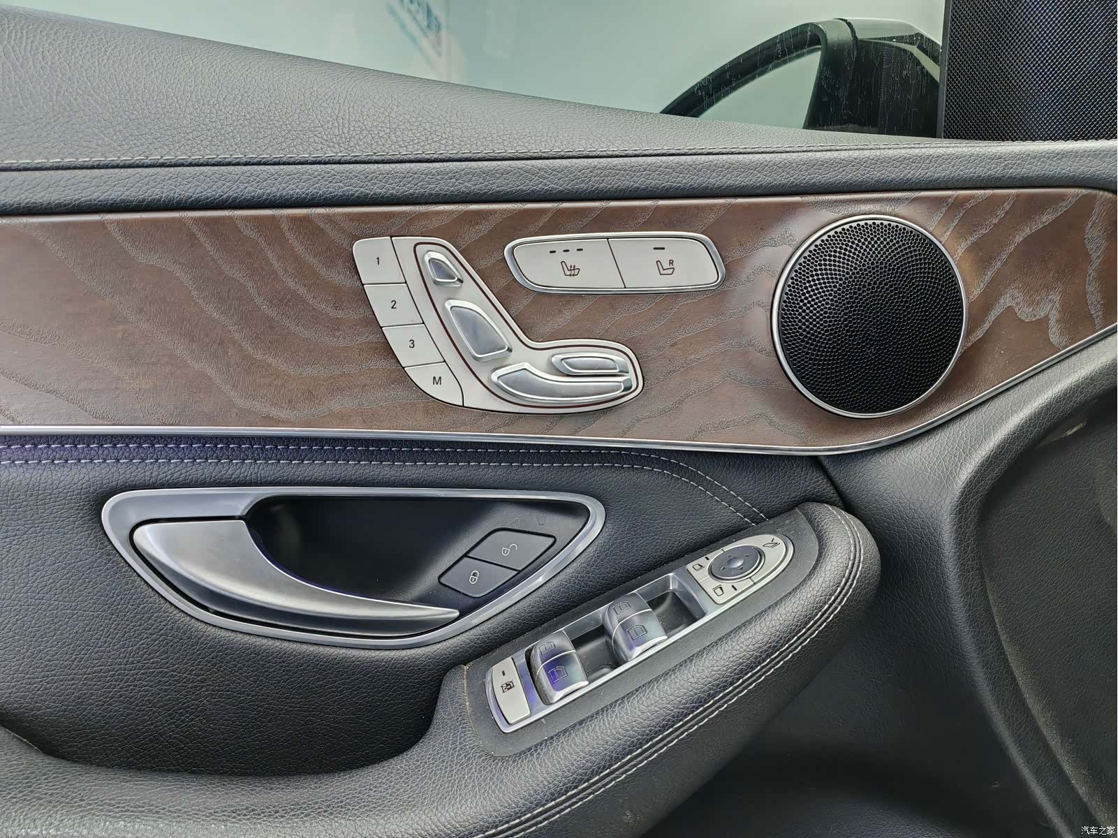 Mercedes-Benz GLC, 2019 18