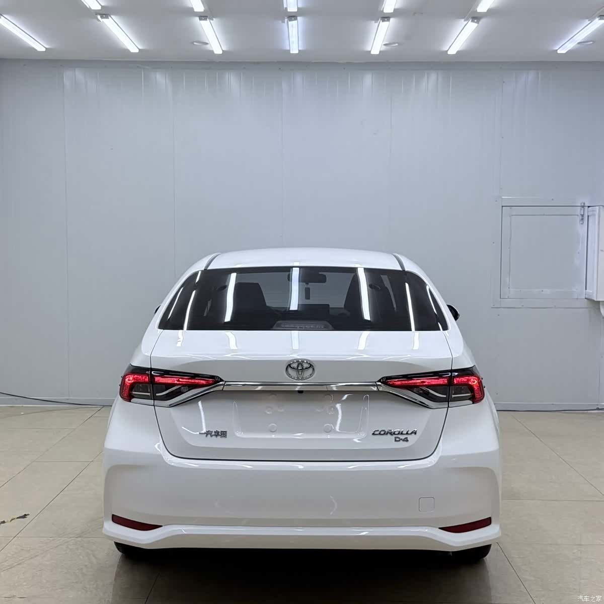 Toyota Corolla, 2023 все фото