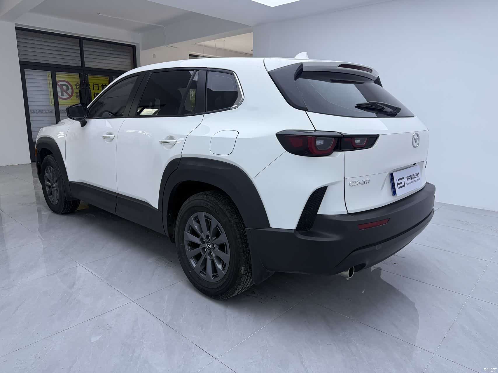 Mazda CX-50, 2023 все фото