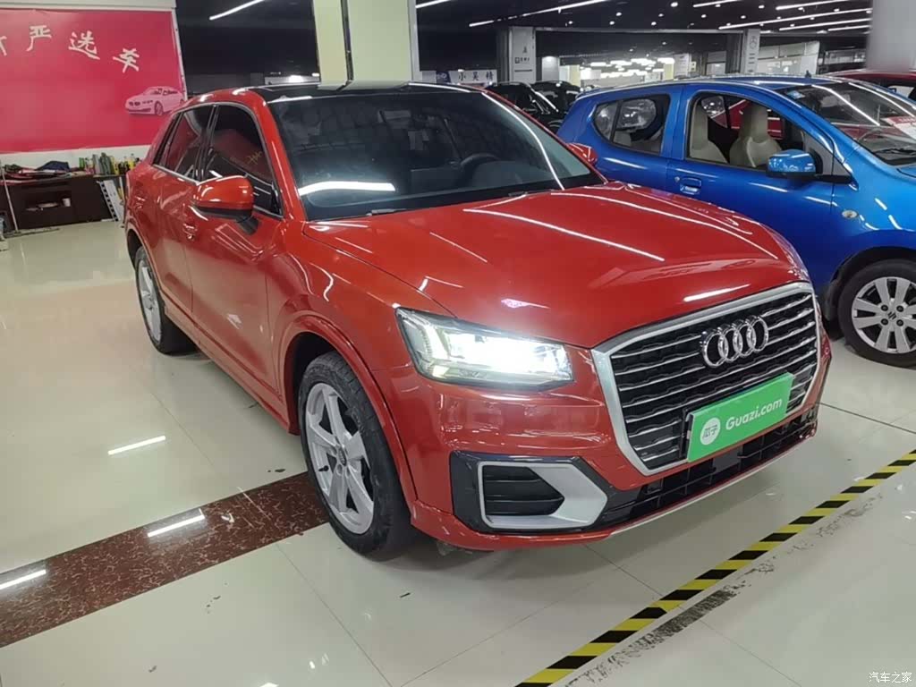 Audi Q2L, 2018 4