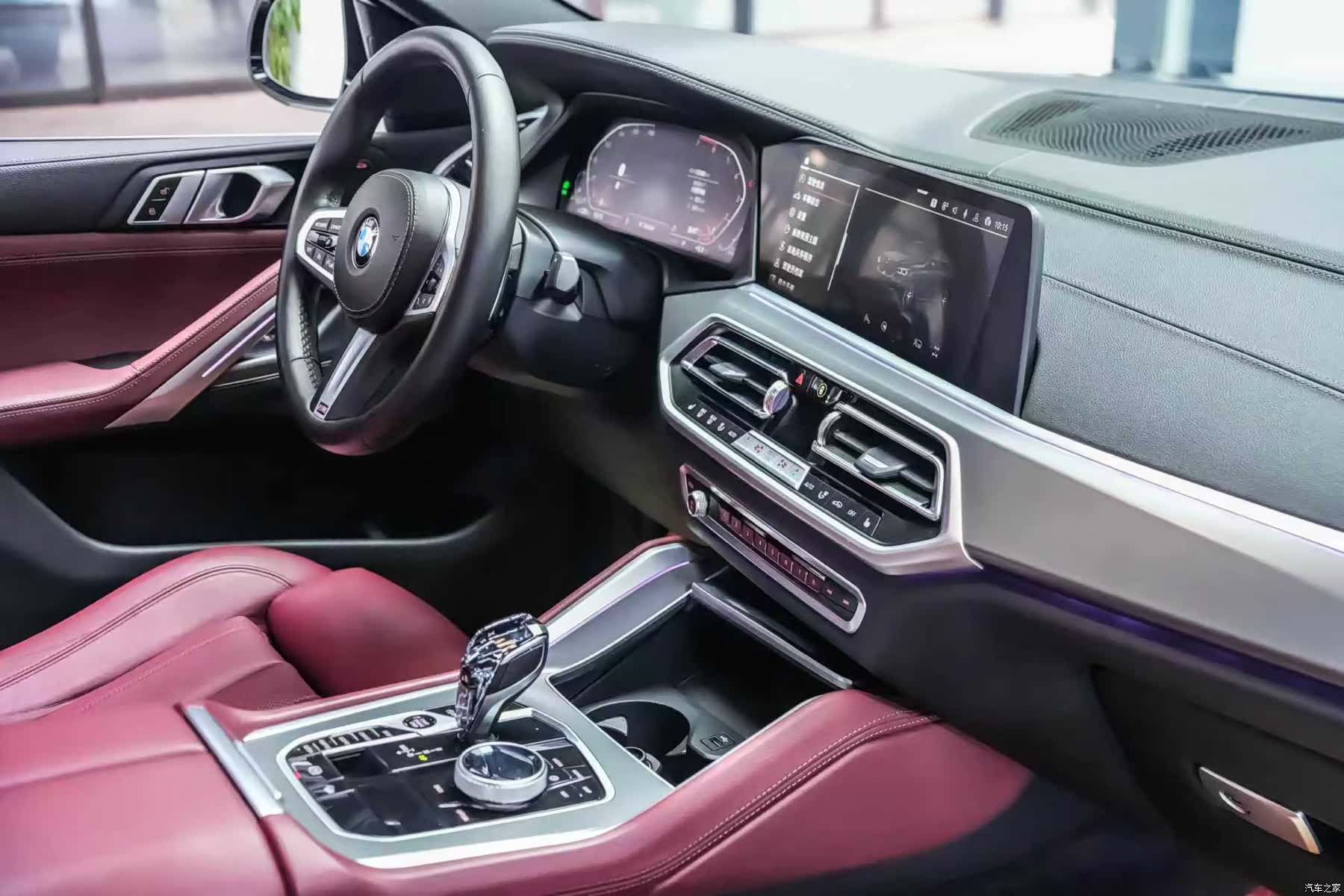BMW X6, 2021 все фото