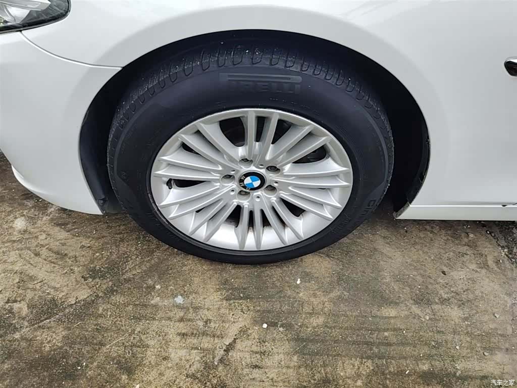BMW 5 Series, 2015 23
