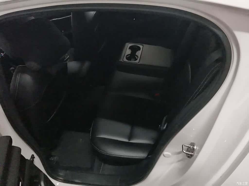 Mazda Mazda3, 2024 15