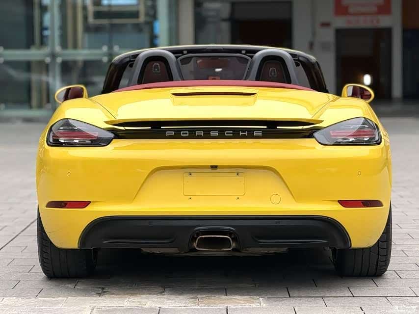 Porsche Boxster, 2022 12