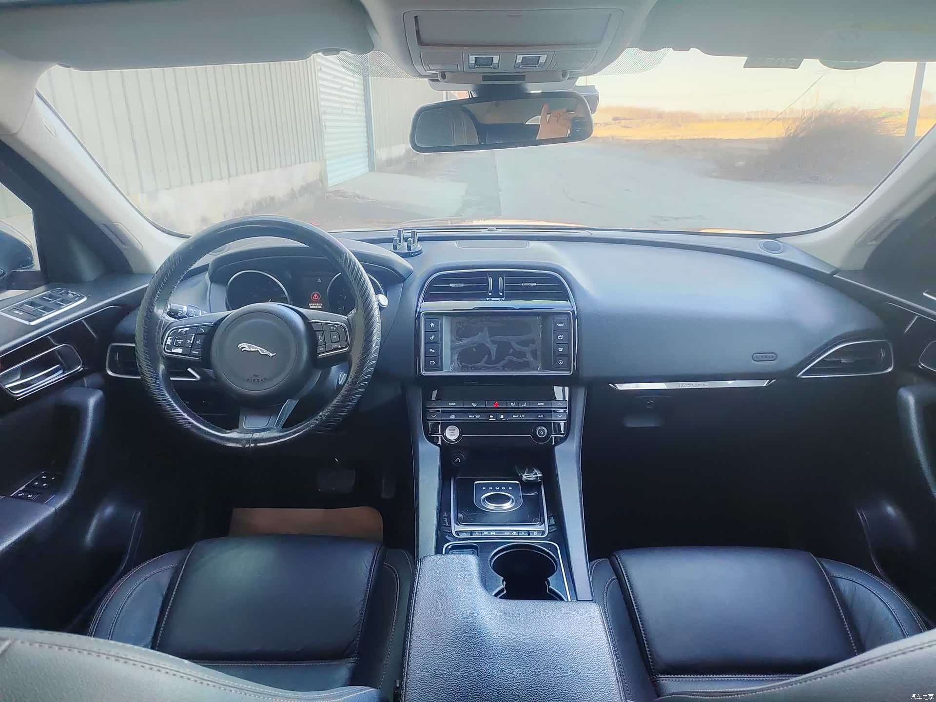Jaguar F-PACE, 2017 8