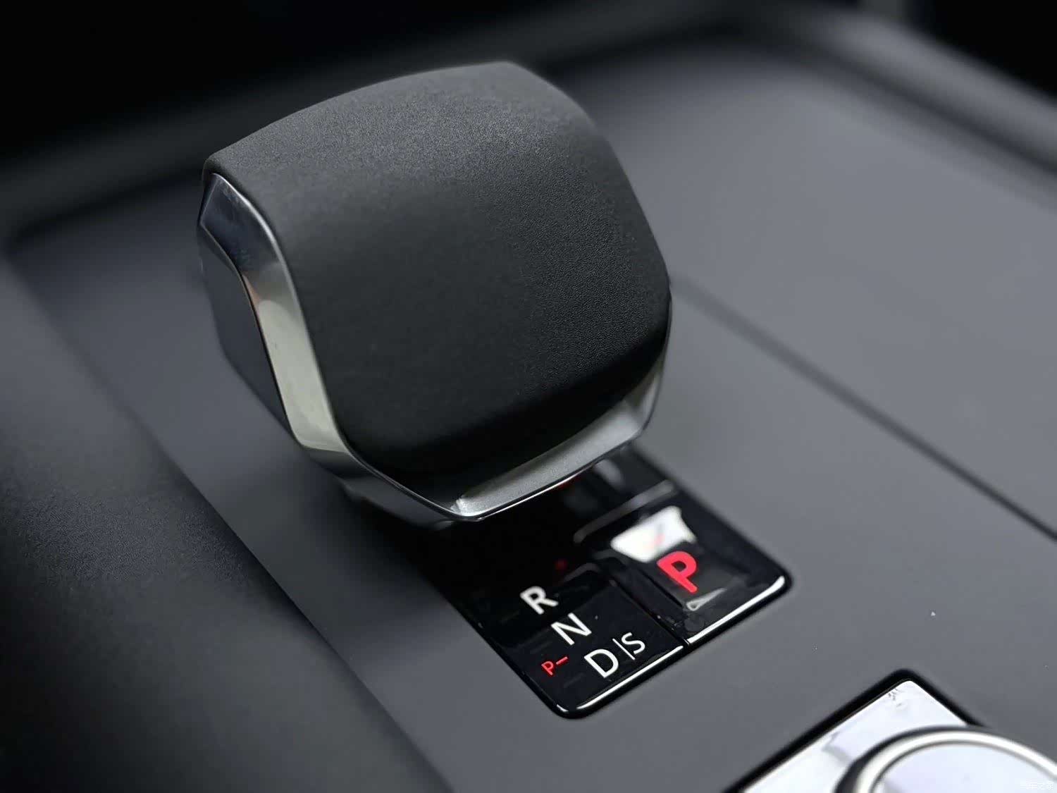 Land Rover Discovery, 2022 6