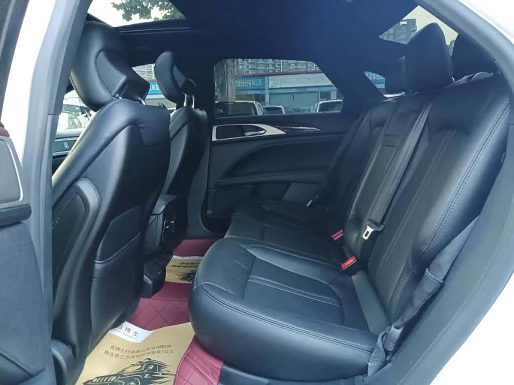 Lincoln MKZ, 2018 10