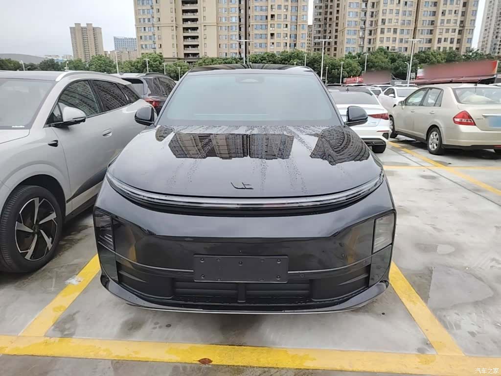 Li Auto L6, 2025 3
