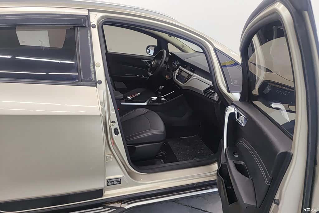 Geely X3, 2020 8